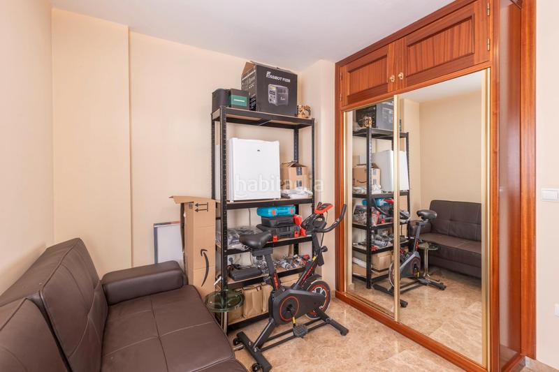 Foto 2c1aa5a4-1972-4225-9689-391e91ceeb77. Casa adossada a calle tablas 25 a Cájar