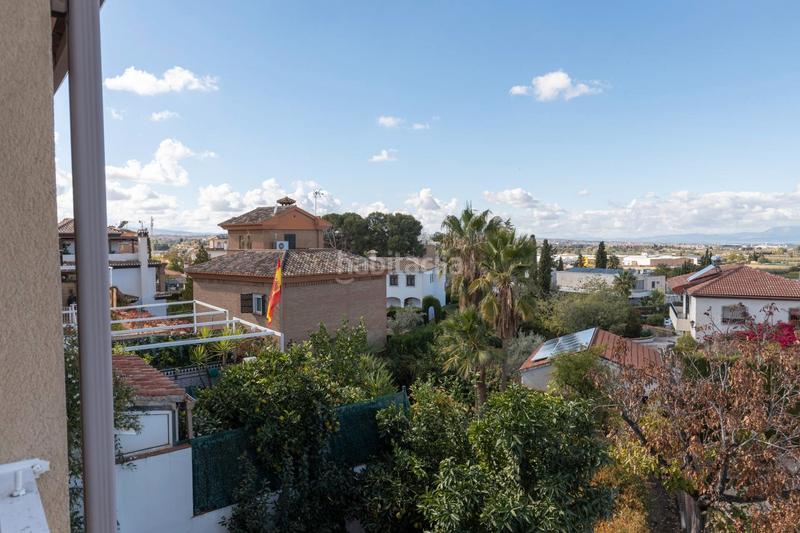 Foto f618e36a-b870-4d57-aaee-f8c1247881f6. Casa adossada a calle tablas 25 a Cájar