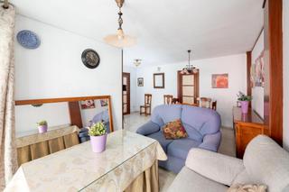 Pis a Calle mulhacén 30. Se vende coqueto piso en el corazon de granada