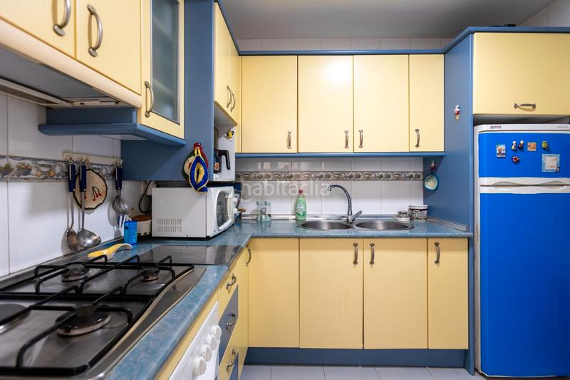 Foto cab996a6-327d-40c6-b3e1-4b5a738ac2ea. Appartamento in calle granada 1 in Centro Salobreña