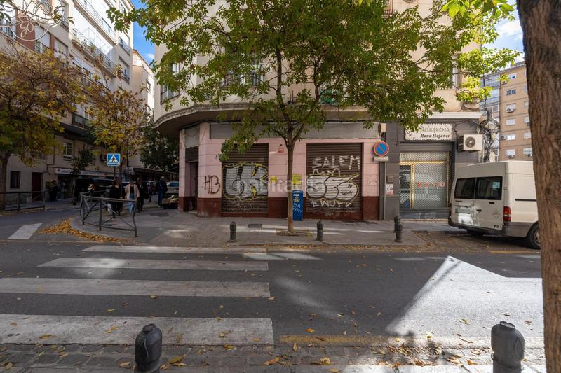 Foto b40fa3d0-ceff-4da2-bc07-312c0cd8454a. Business premise in calle pedro antonio de alarcón 32 in Granada