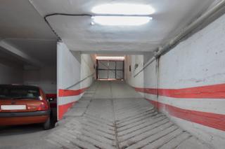 Parking voiture à Calle Marqués de Mondéjar 25