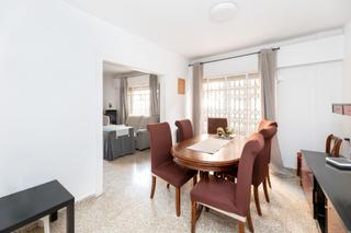 Etagenwohnung  Calle san juan de dios 17. Se vende excelente piso en san juan de dios_ granada centro _gra