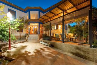 Chalet in Paseo de la cueva 34. Se vende maravilloso chalet con parcela y piscina privada en cam