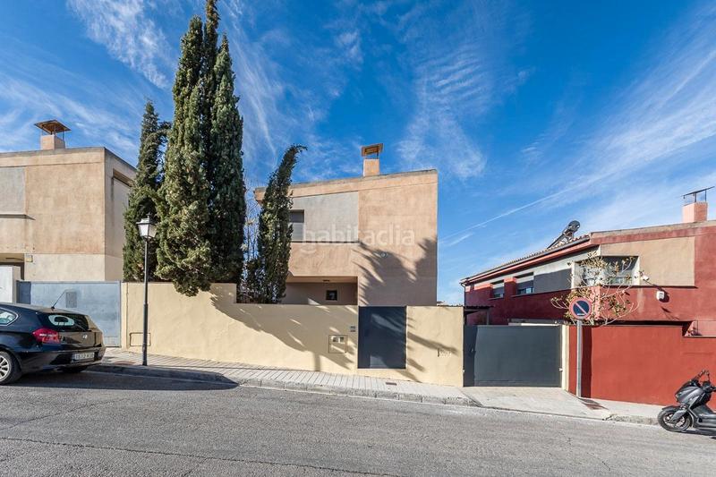 Foto 26a3c28b-dc18-483d-a91a-cae743444e3c. Casa in calle cosmos 38 in Barrio de la Vega Monachil