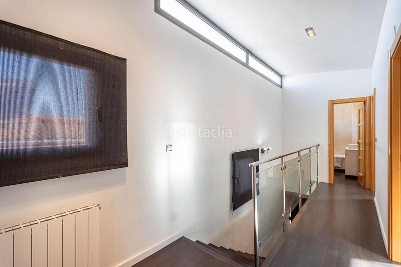 Foto c3c50093-1b88-4a56-80e6-9499f90b7634. Casa in calle cosmos 38 in Barrio de la Vega Monachil