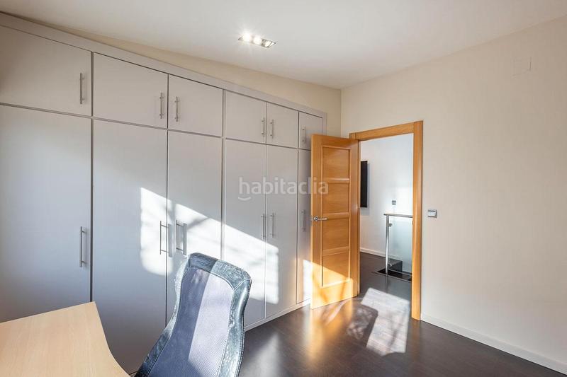 Foto d9bfd645-4d98-47dd-9df8-1decd1297baa. Casa in calle cosmos 38 in Barrio de la Vega Monachil