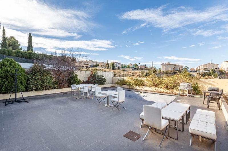 Foto dc4ca3a6-cd29-4a41-8bce-2fe8cde445da. Casa in calle cosmos 38 in Barrio de la Vega Monachil