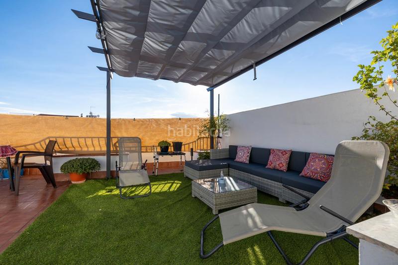 Foto c9f71375-fe8d-42bf-9cd8-335a69cc835f. Dachwohnung in calle San Antón 32 in San Antón Armilla