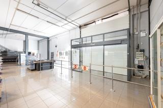 Capannone industriale  Calle bubión 52. Se vende en excelente estado de nave industrial en peligros_gran