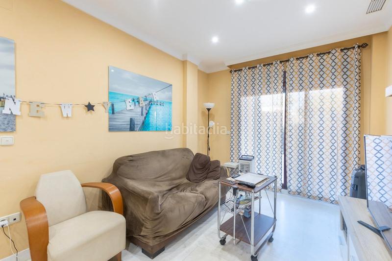 Foto ab6069f2-e5c5-4db3-99fb-961e41d0f828. Appartamento in calle rector juan de dios lópez gonzález 32 in Motril