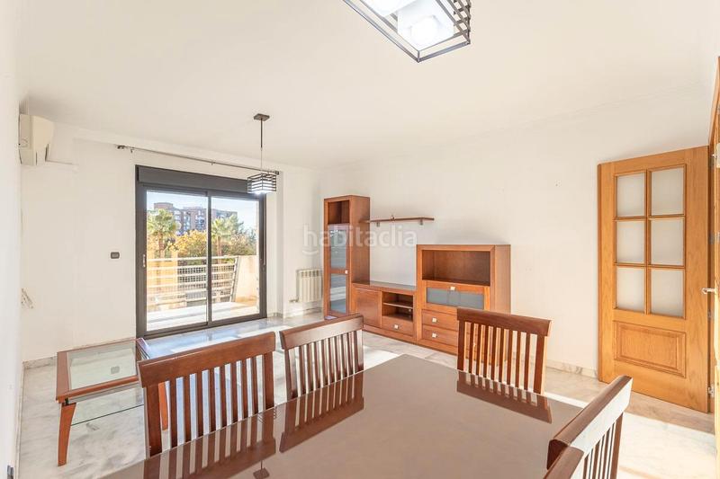 Foto 0514ebf2-e377-4b08-a8eb-ce297a088db5. Appartamento in calle periodista rafael gago palomo 35 in Granada