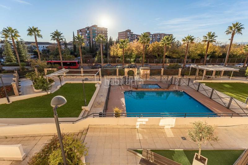 Foto 2005ca7e-85ff-4d73-883d-721bef7cc585. Appartamento in calle periodista rafael gago palomo 35 in Granada