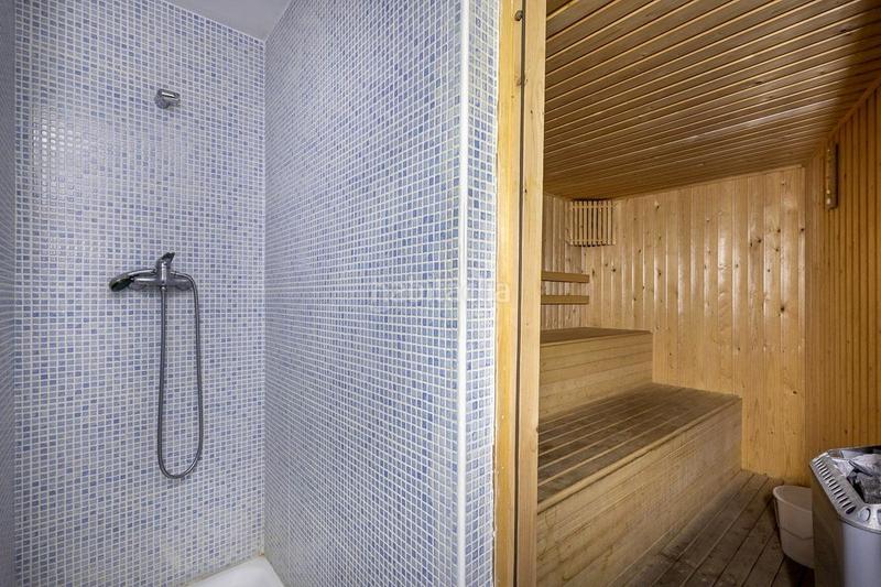 Foto 54d6366e-acf3-49ed-bc55-c6ab9430f8fc. Appartamento in calle periodista rafael gago palomo 35 in Granada