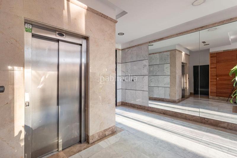 Foto 76797742-8351-4b76-9680-ac0b3d71a199. Appartamento in calle periodista rafael gago palomo 35 in Granada