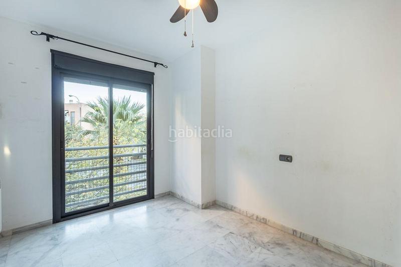 Foto 94a9e522-06b4-4fda-9892-149b6cce2de4. Appartamento in calle periodista rafael gago palomo 35 in Granada