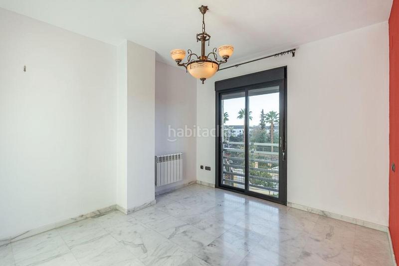 Foto cd4cfd6f-026d-4a41-a513-40e745980131. Appartamento in calle periodista rafael gago palomo 35 in Granada