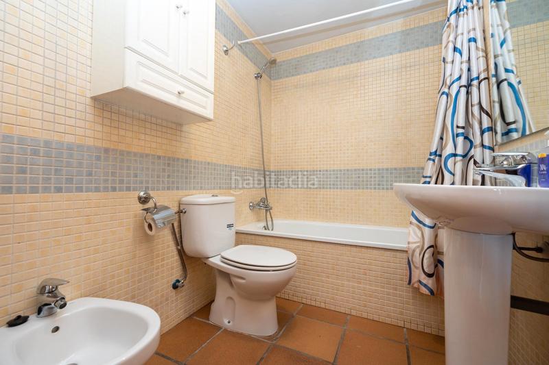 Foto 1ef70d7e-9f5c-4dad-853e-4122fc1b723c. Appartement dans urbanización sol y nieve 5 dans Zona baja Sierra Nevada