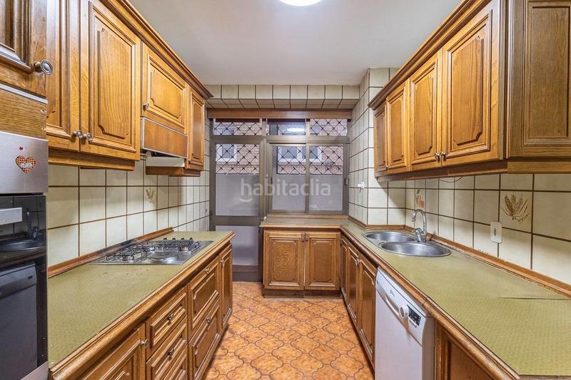 Foto 1399a60a-4091-490f-806e-edbf76bdc577. Appartamento in avenida de madrid 32 in Plaza de Toros Granada