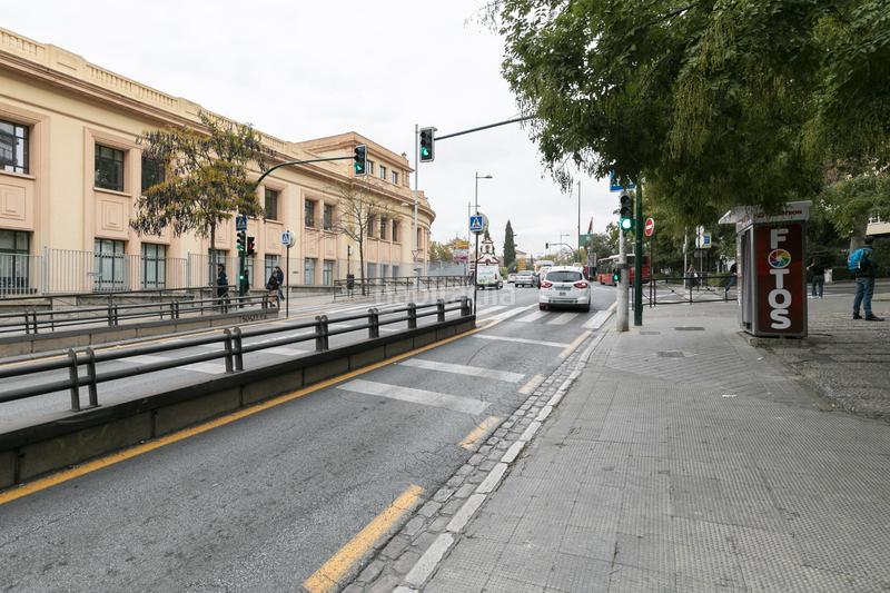 Foto 3564bbd0-1a68-4c44-940e-fa32fbececd3. Posto auto in plaza de san isidro 25 in San Ildefonso Granada