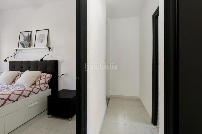 Foto f323c540-eba4-4c67-aa2b-de95e67c77d8. Casa a schiera in calle dorotea 22 in Cervantes Granada