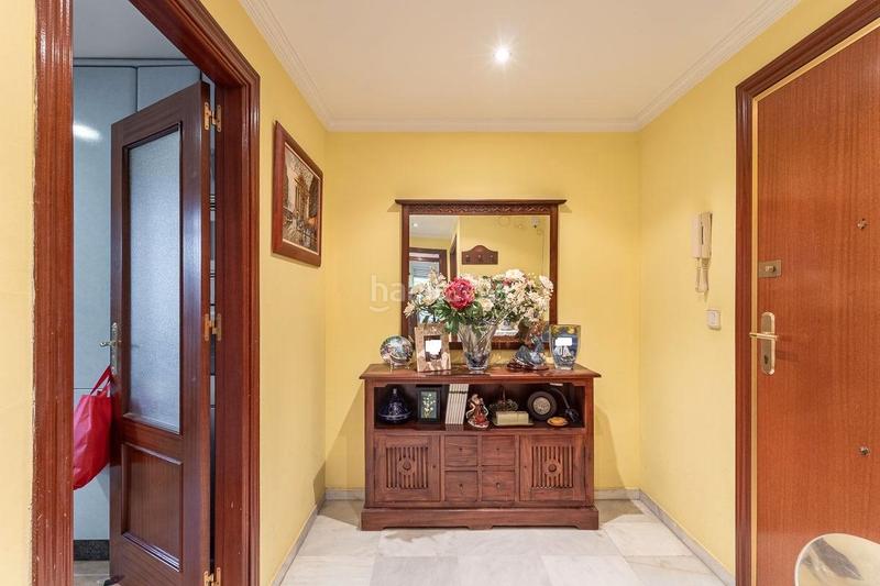 Foto 1f98b499-a105-4b04-a325-26b1d673ec6d. Appartement dans calle padre claret 40 dans Joaquina Eguaras Granada