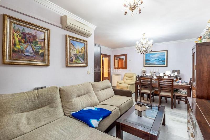 Foto ef5ce936-aedb-42cd-8a2f-c4a146f237f6. Appartement dans calle padre claret 40 dans Joaquina Eguaras Granada