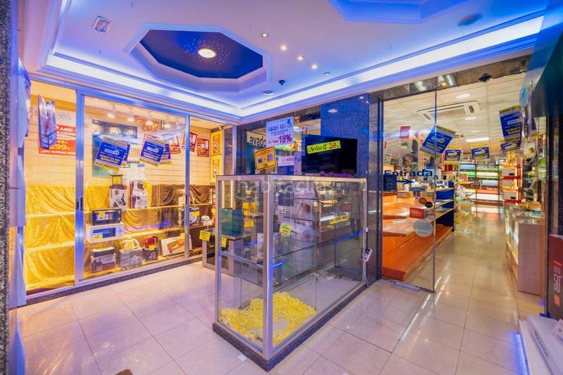 Foto bb2ddcf5-fddf-438c-9aff-0bc6bb94044a. Local commercial dans calle ángel barrios 28 dans Camino de Ronda Granada