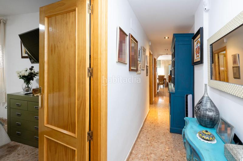 Foto 21df2350-51f2-4458-ad9f-38a2e60ca011. Attico in calle alonso de ojeda 60 in Residencial Triana - Barrio Alto Gabias (Las)