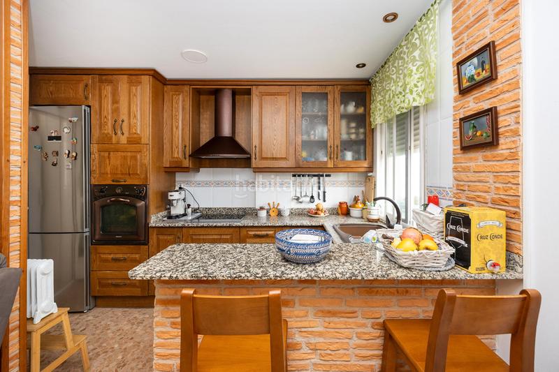 Foto 918a1fc3-496e-4912-a603-ae1246dcde23. Attico in calle alonso de ojeda 60 in Residencial Triana - Barrio Alto Gabias (Las)