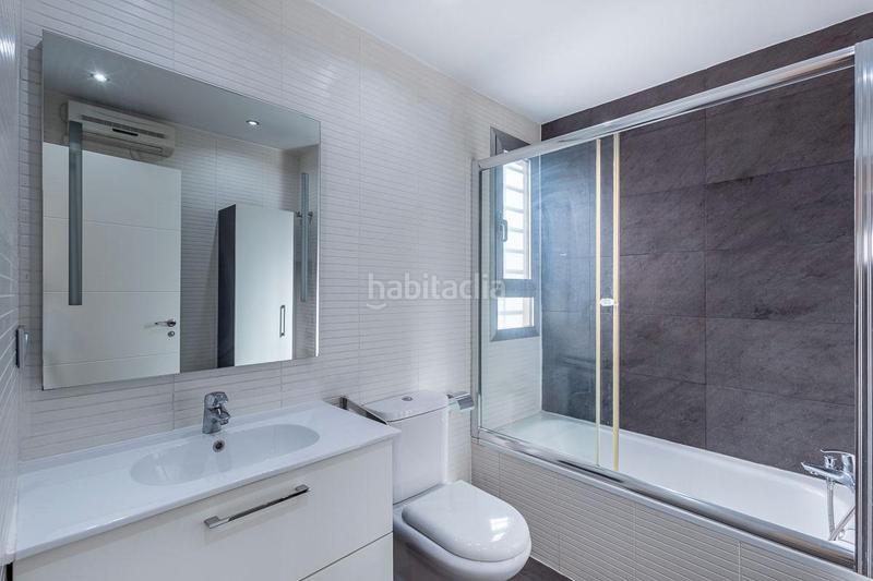 Foto 54486bc3-77f5-425f-8dd5-528cb61dd571. Etagenwohnung in calle circunvalación 35 in Carretera de Granada-La Alcazaba Alhendín