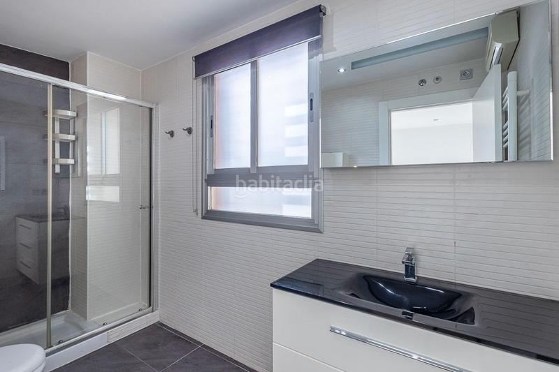 Foto f989cae0-7f4d-4e21-8e7d-55fa0a535a0f. Etagenwohnung in calle circunvalación 35 in Carretera de Granada-La Alcazaba Alhendín