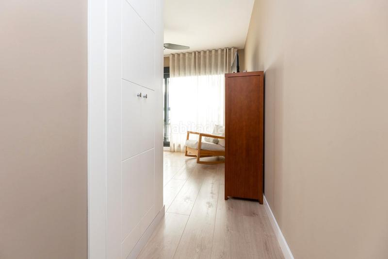 Foto 090ce7f4-38a3-40d3-8355-e83be90513e5. Pis a calle pintor velázquez 45 a Camino de Ronda Granada