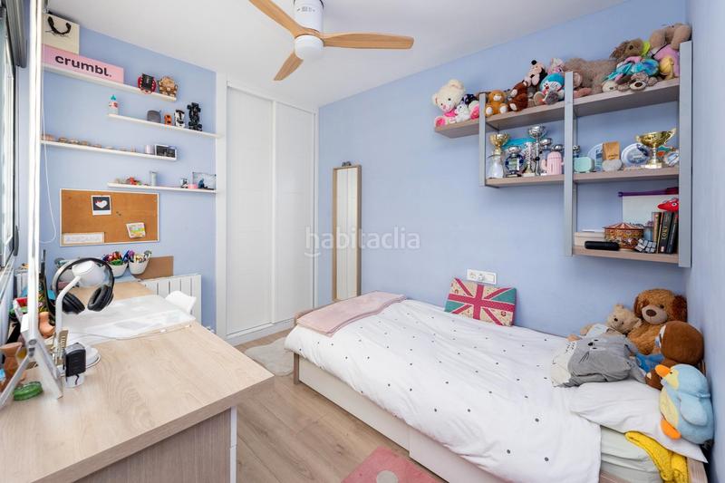 Foto b54cbc11-4629-4b65-a4a6-d7c003288eca. Pis a calle pintor velázquez 45 a Camino de Ronda Granada