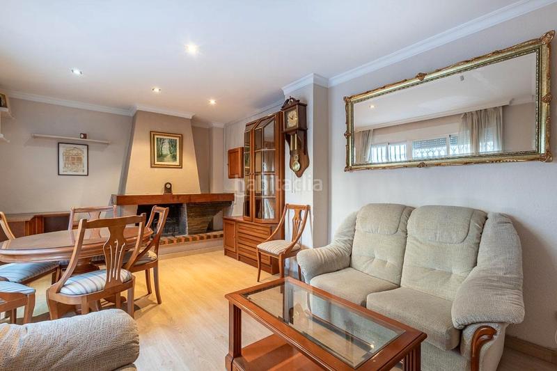 Foto 2488d022-e1f1-4d10-9408-d09eeace3f90. Casa adossada a calle cardenal parrado 57 a San Francisco Javier Granada