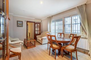 Maison jumelée  Calle cardenal parrado 57. Se vende amplia y luminosa casa adosada en gran capitan_granada