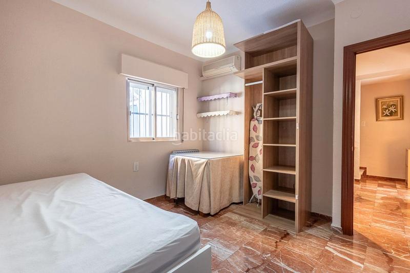 Foto d740ca61-5611-4ccc-8b32-af3b789d67c7. Casa adossada a calle cardenal parrado 57 a San Francisco Javier Granada