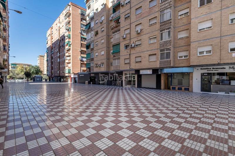 Foto 7463c3fe-bcdb-4027-aa73-db6f11c500d3. Local commercial dans calle reina mora 2 dans Barrio de Zaidín Granada