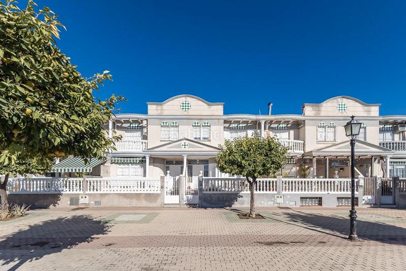 Foto 43ecc692-0a8d-457d-8ce0-6cfce732793c. Maison dans plaza rio darro 4 dans Cúllar Vega