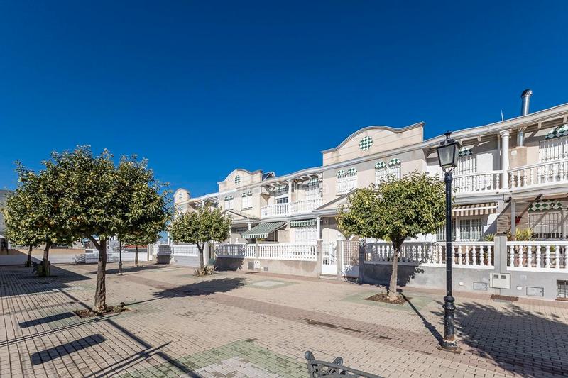 Foto 50910128-4db8-4cc2-b5c9-448e314e3bbe. Maison dans plaza rio darro 4 dans Cúllar Vega