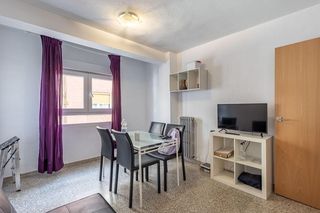 Pis a Calle molinos 18. Se vende luminoso piso entrar a vivir y con ascensor en realejo_