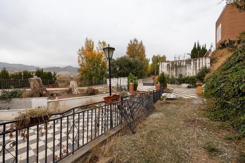 Foto f89eb1fb-e8d8-485b-9a21-bfecfafd623f. Masia a avenida emilio muñoz 5 a Dílar