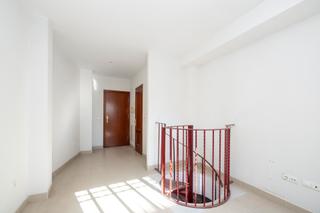 Oficina  Calle jueves 32. Se vende magnifica oficina duplex despacho en armilla_granada