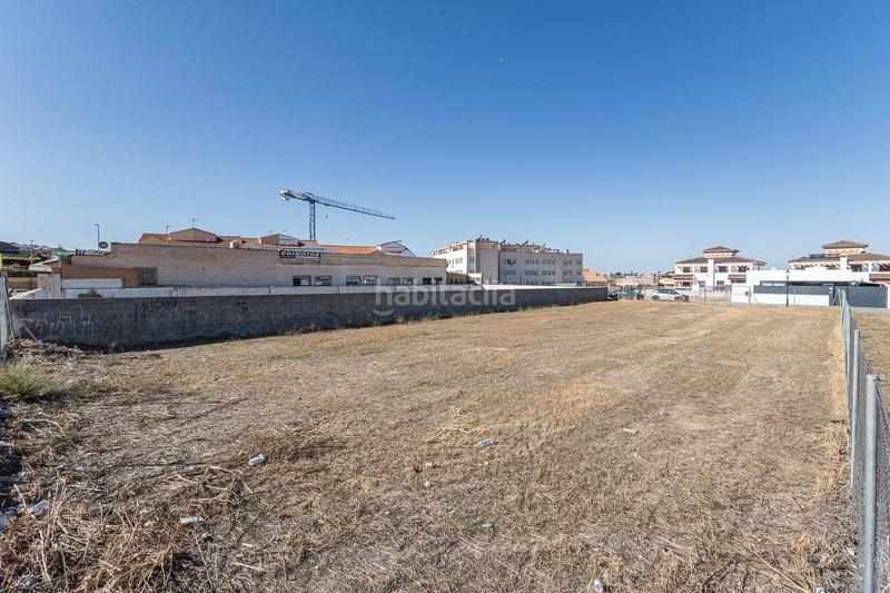 Foto f2de2e50-b55c-4a3d-b7df-c015d82f030c. Terreno residenziale in calle sol 35 in Ogíjares