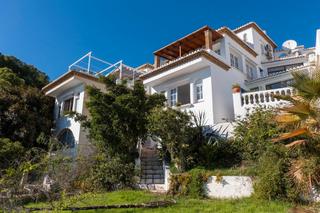 Chalet en Calle pinotajos 8. Se vende chalet independiente en primera linea del mar_almuecar