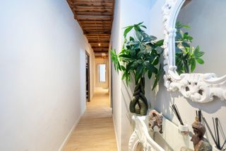 Etagenwohnung in Calle pedro antonio de alarcón 34. Se vende recien reformado piso amueblado de 5 dormitorios con te