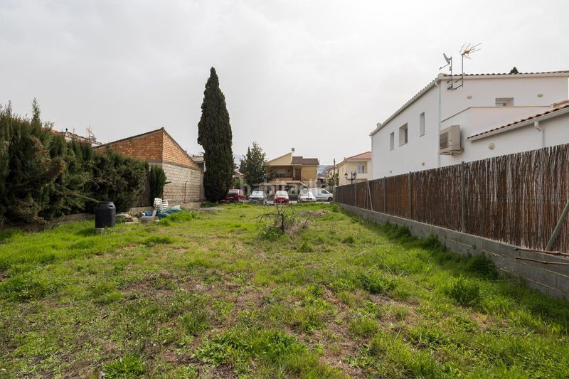 Foto 8d772fdb-5a02-431d-a763-3b57382bef3f. Residential plot in rocinante 6 in Cájar