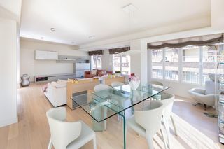 Flat in Calle solarillo de gracia 3. Se vende exclusiva vivienda con vistas al palacio de los patos,