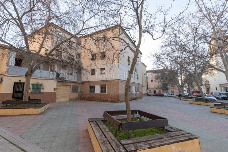 Foto 4a9228f0-29e3-41cc-9a2a-e73474d7141a. Piso en calle santa adela 3 se vende piso en el barrio zaidin en Granada