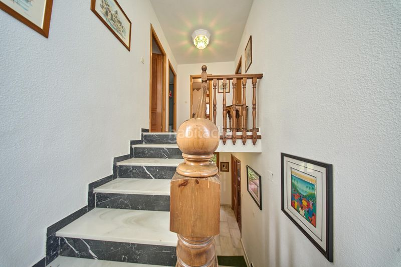 Foto 4c347a82-0d16-48c0-8db3-ba544a382395. Chalet in calle borgoña 29 in Villa de Otura